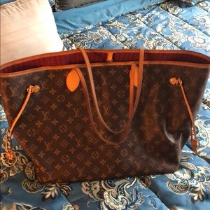 Authentic Louis Vuitton Neverfull